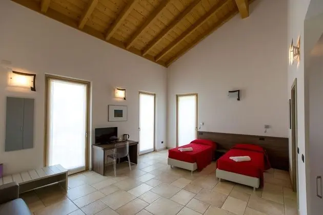 Dört Kişilik Oda, Birden Çok Yatak, Sigara İçilmez