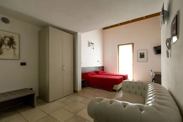 Dört Kişilik Oda, Birden Çok Yatak, Sigara İçilmez