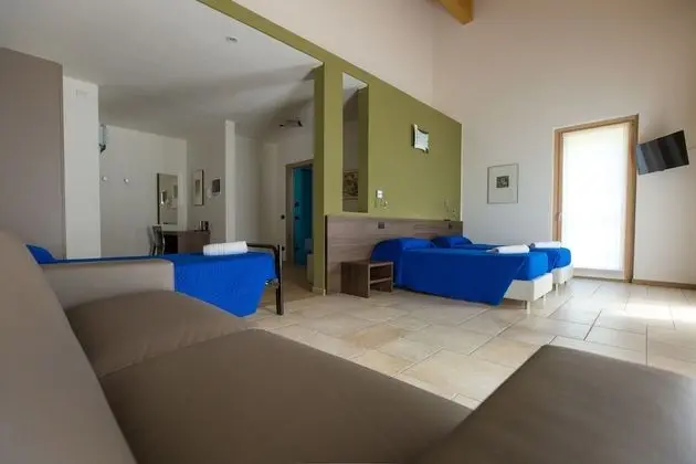 Üç Kişilik Oda, Birden Çok Yatak, Sigara İçilmez