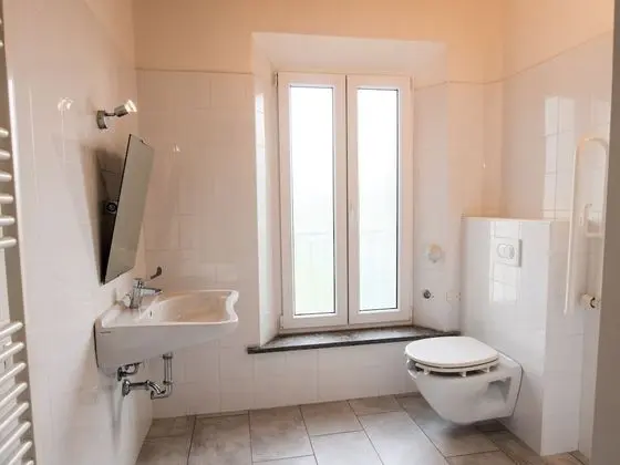 Ortak Ranzalı Oda, Karma Ranzalı Oda, Ortak Banyo (6 pax)