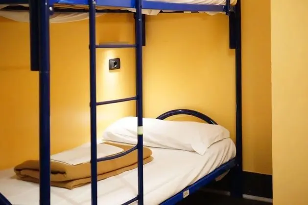 Deluxe Ortak Ranzalı Oda, Sadece erkekler için, Banyolu/Duşlu