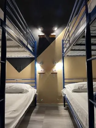 Ortak Ranzalı Oda, Karma Ranzalı Oda, Ortak Banyo