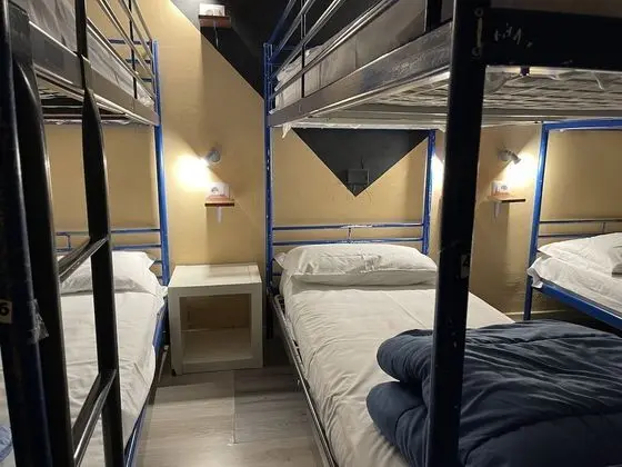 Ortak Ranzalı Oda, Karma Ranzalı Oda, Ortak Banyo