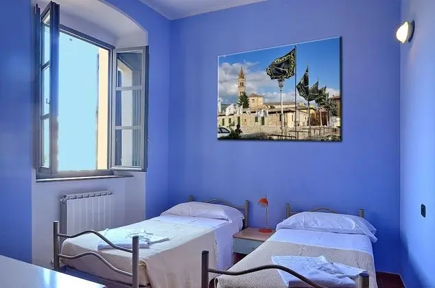 Tek Büyük veya İki Ayrı Yataklı Oda