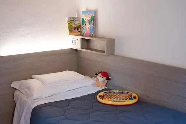 Basic Üç Kişilik Oda