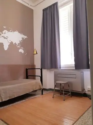 Standard Tek Büyük Yataklı Oda, Ortak Banyo