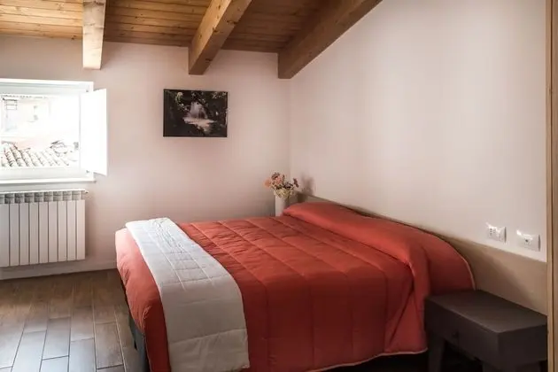 Classic Tek Büyük Yataklı Oda