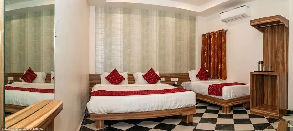 Deluxe Üç Kişilik Oda