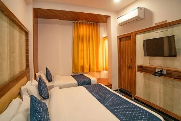Deluxe Üç Kişilik Oda