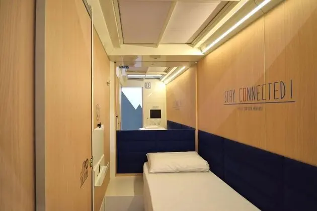 Dört Kişilik Oda, Banyolu/Duşlu (4 Capsule Deluxe)