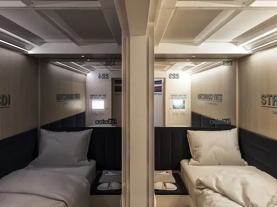 Dört Kişilik Oda, Banyolu/Duşlu (4 Capsule Deluxe)