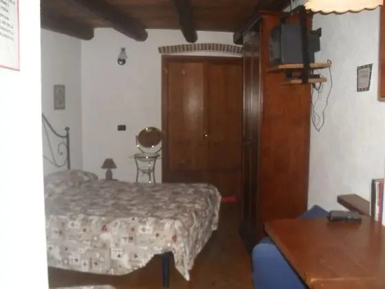 Basic Tek Büyük Yataklı Oda