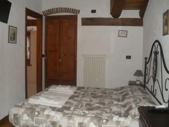 Basic Tek Büyük Yataklı Oda