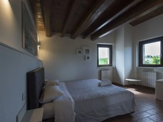 Tek Büyük Yataklı Oda