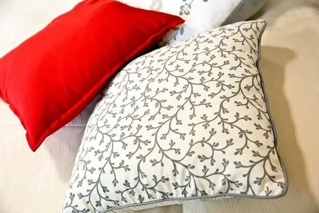 Tek Büyük Yataklı Oda, Ek Bina