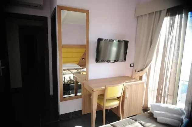 Tek Büyük veya İki Ayrı Yataklı Oda