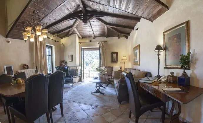 Deluxe Villa (1 bath)