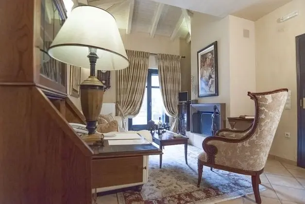 Deluxe Villa (2 baths)