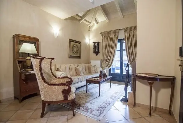 Deluxe Villa (2 baths)