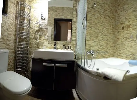 Deluxe Villa (2 baths)