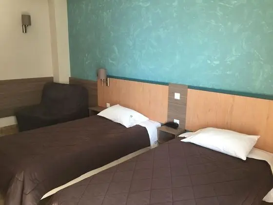 Tek Büyük Yataklı Oda, Kısmi Deniz Manzaralı
