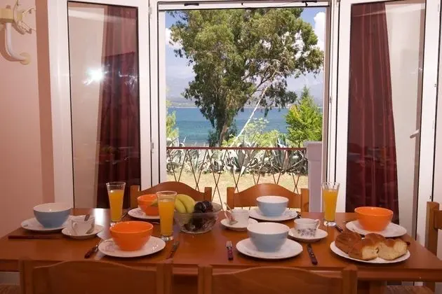 Apart Daire, 3 Yatak Odası, Deniz Manzaralı, Zemin Kat