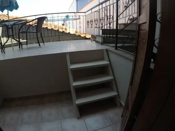 Deluxe Apart Daire, Bahçe Manzaralı