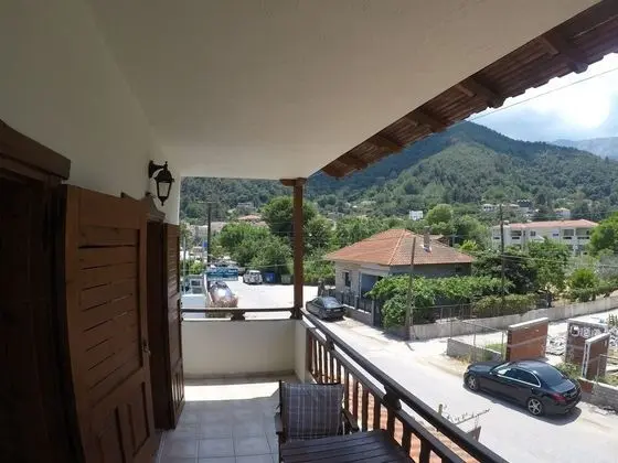 Deluxe Apart Daire, Bahçe Manzaralı