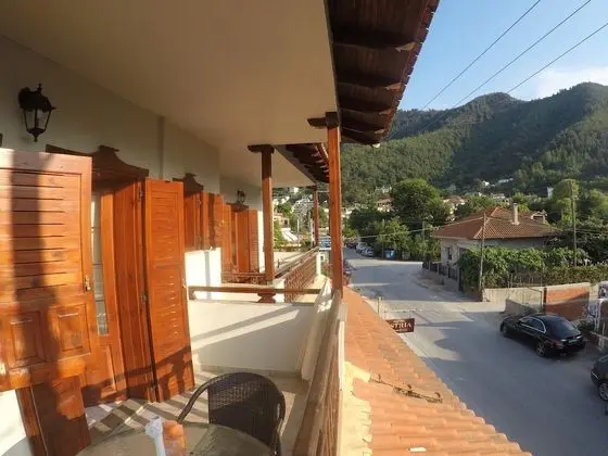Deluxe Apart Daire, Bahçe Manzaralı