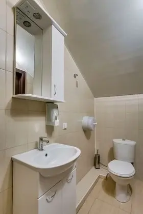 Economy Tek Büyük Yataklı Oda