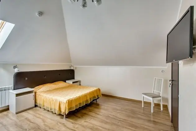 Standard Tek Büyük Yataklı Oda