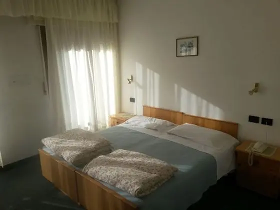 Tek Büyük veya İki Ayrı Yataklı Oda