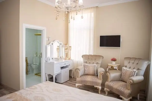 Luxury Tek Büyük Yataklı Oda