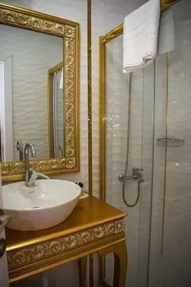 Standard Tek Büyük veya İki Ayrı Yataklı Oda