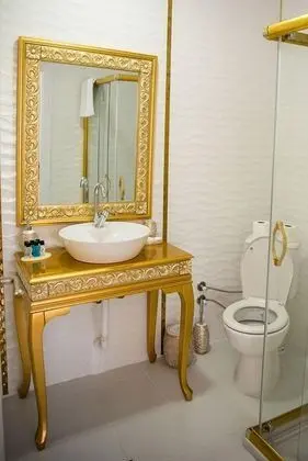 Standard Tek Büyük veya İki Ayrı Yataklı Oda