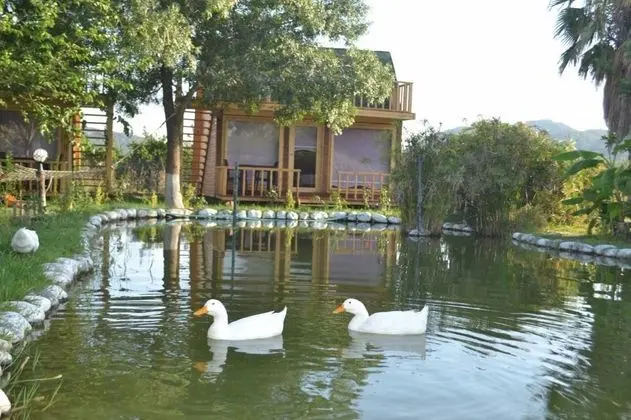 Bungalow, Bahçe Manzaralı