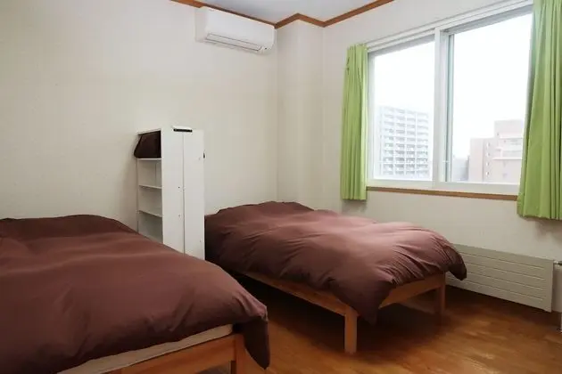 İki Ayrı Yataklı Oda, Ortak Banyo, Liman Manzaralı