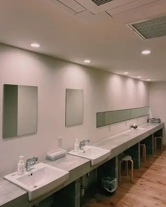 Ortak Ranzalı Oda, Sadece kadınlar için