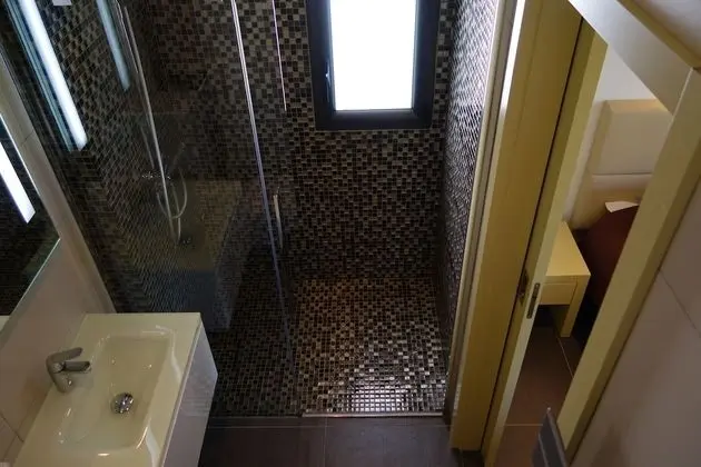 Deluxe Oda, 1 Büyük (Queen) Boy Yatak, Sigara İçilmez, Bahçe Manzaralı