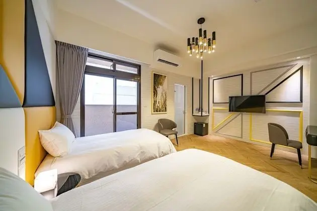Design Tek Büyük veya İki Ayrı Yataklı Oda, Balkon