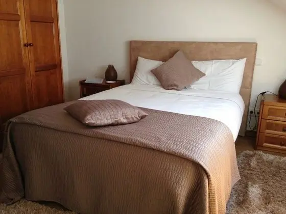 Tek Büyük Yataklı Oda, Ortak Banyo