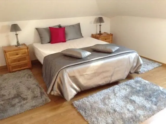 Tek Büyük Yataklı Oda, Ortak Banyo