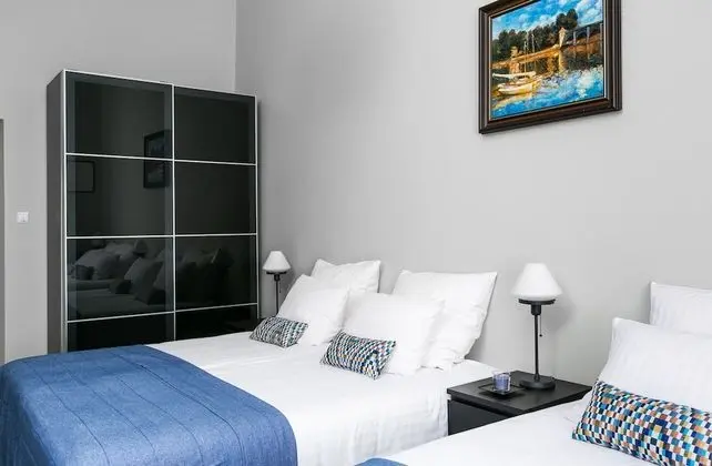 Superior Apart Daire, 2 Yatak Odası, Mutfak, Bahçe Manzaralı