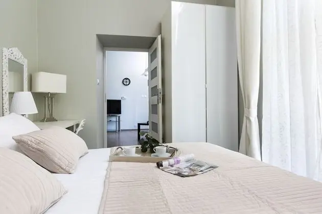 Superior Apart Daire, 2 Yatak Odası, Mutfak, Bahçe Manzaralı