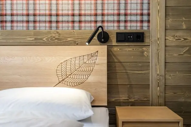 Comfort Tek Büyük Yataklı Oda (Kolmnock)