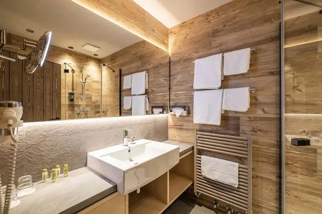 Comfort Tek Büyük Yataklı Oda (Kolmnock)