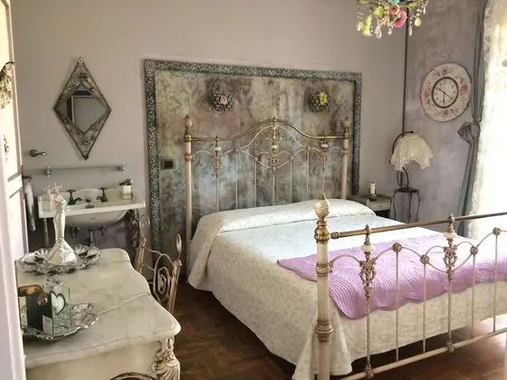 Comfort Tek Büyük Yataklı Oda