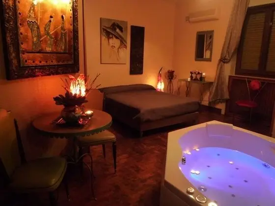 Tek Büyük Yataklı Oda, Jakuzi (Benessere)