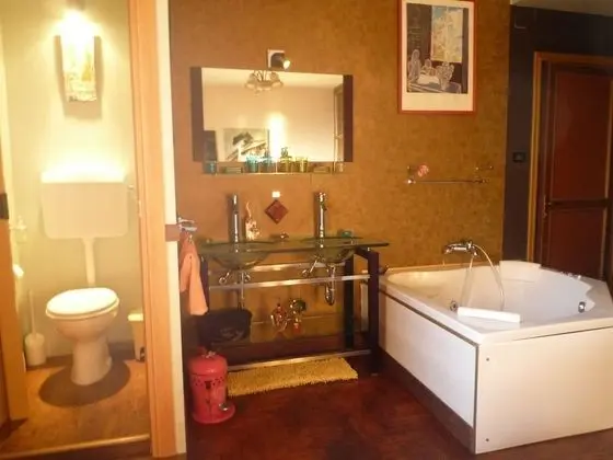 Tek Büyük Yataklı Oda, Jakuzi (Benessere)