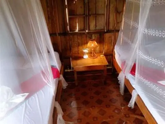 Tek Büyük veya İki Ayrı Yataklı Oda, 1 Yatak Odası, Özel Banyo, Bahçe Manzaralı